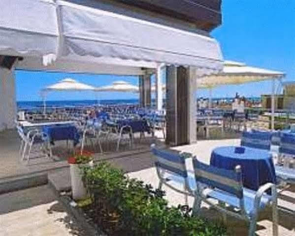 Hotel Clipper Giulianova Bagian luar foto