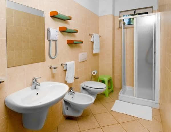 Hotel Clipper Giulianova Bagian luar foto